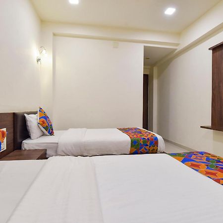 Fabhotel A1 Plaza Ахмедабад Екстер'єр фото