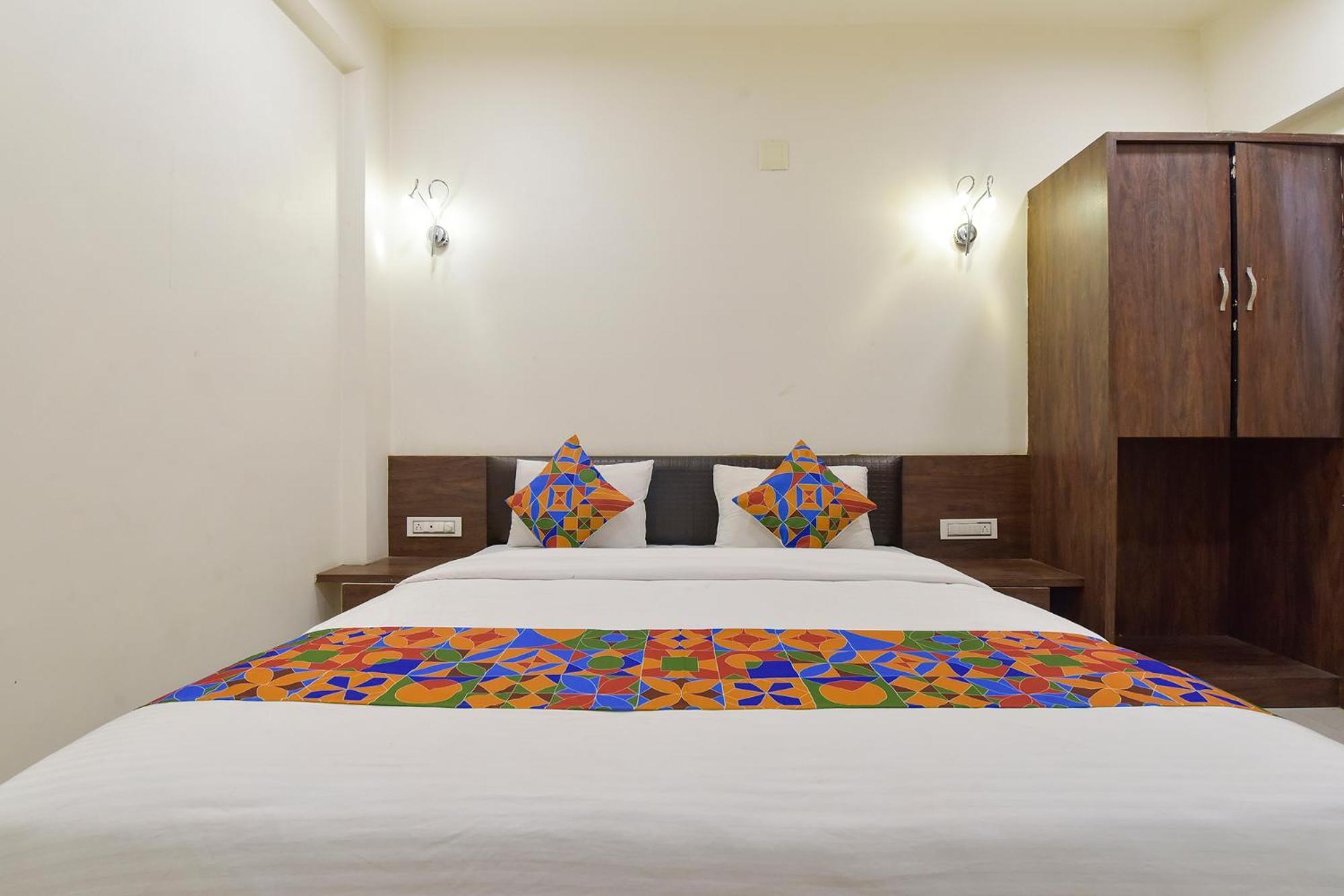 Fabhotel A1 Plaza Ахмедабад Екстер'єр фото